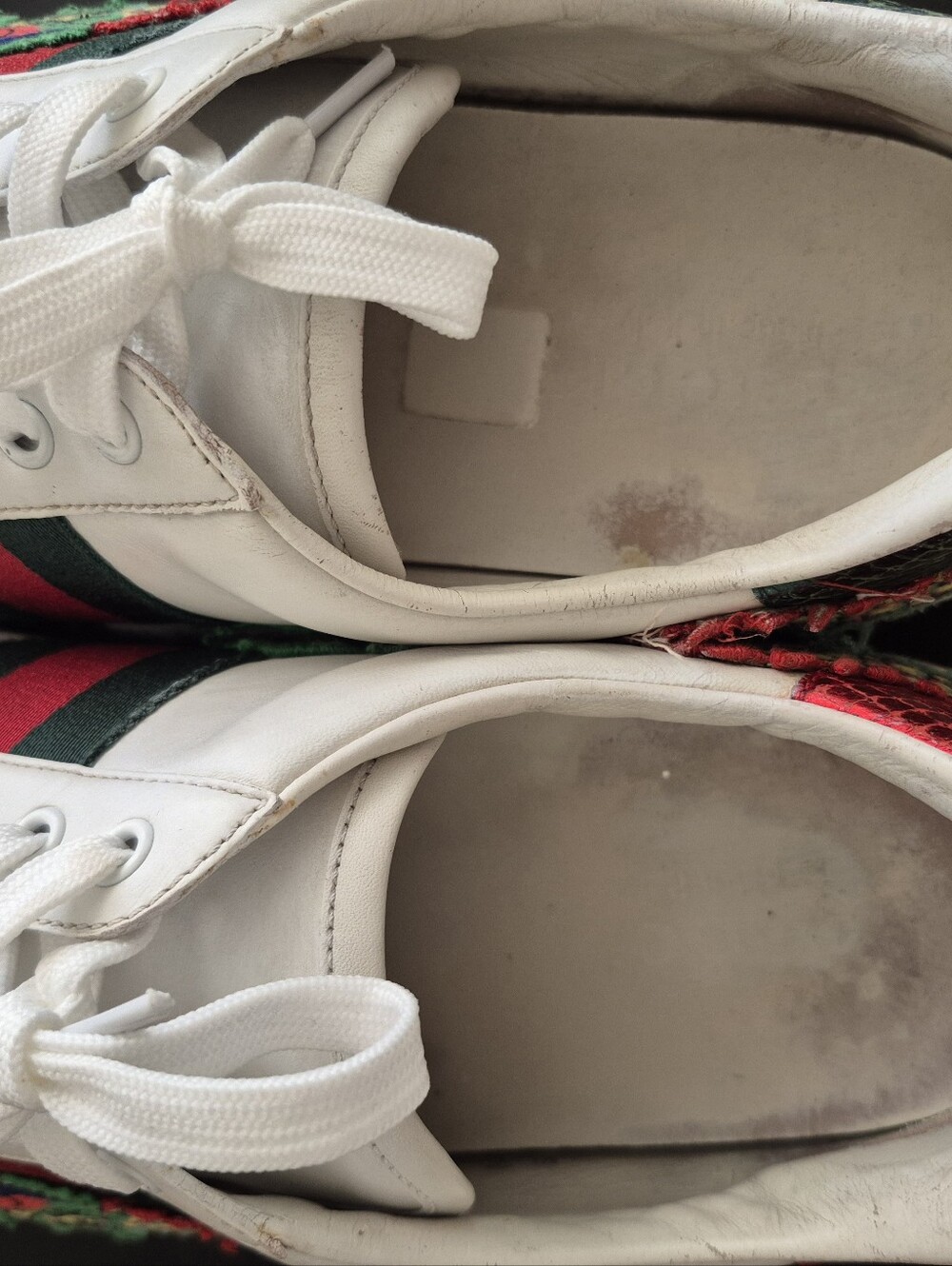 Gucci White Sneakers with Red and Green Snakeskin Accents - Picture 5 of 9